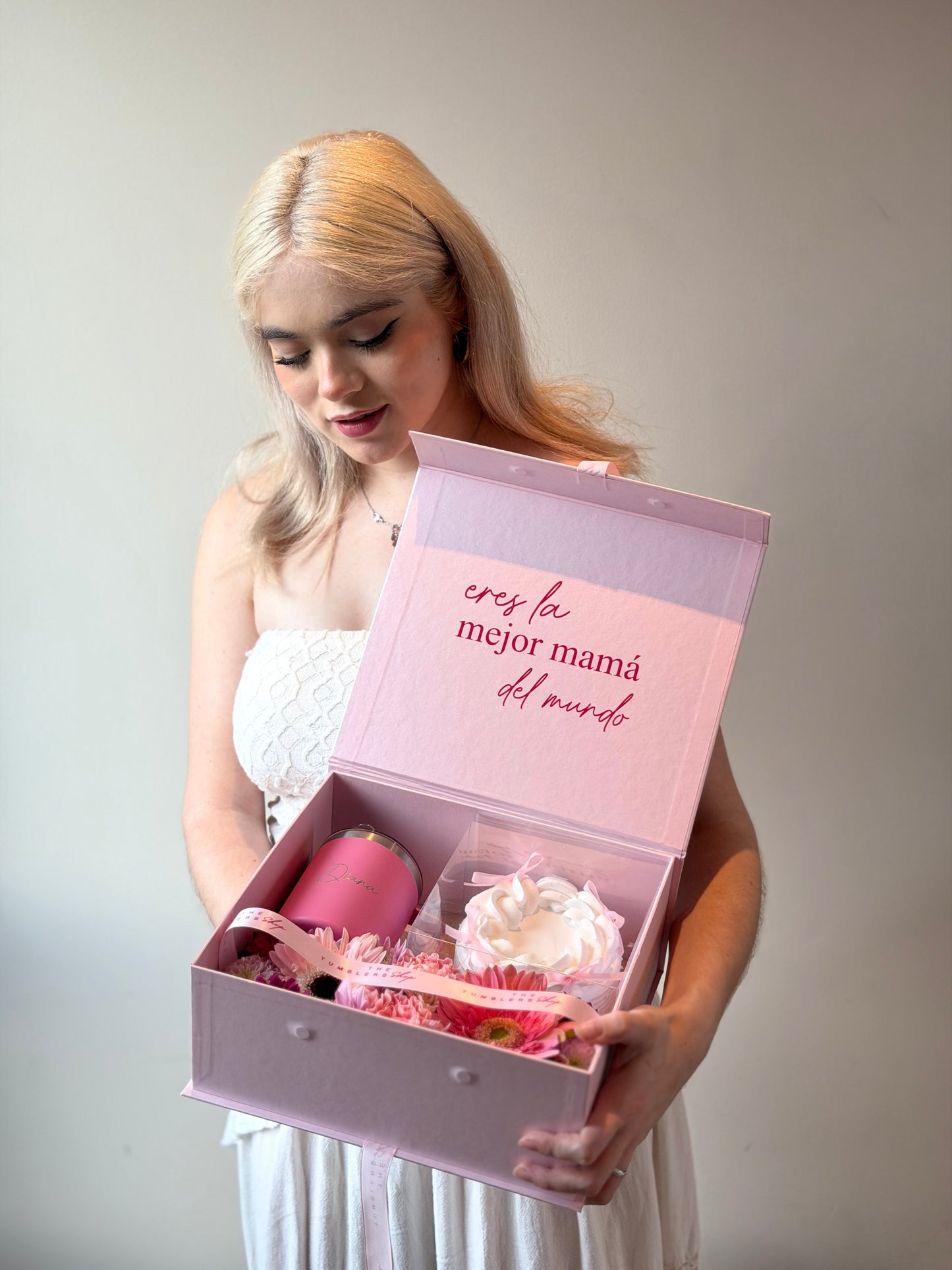 Giftbox Taza + Cake