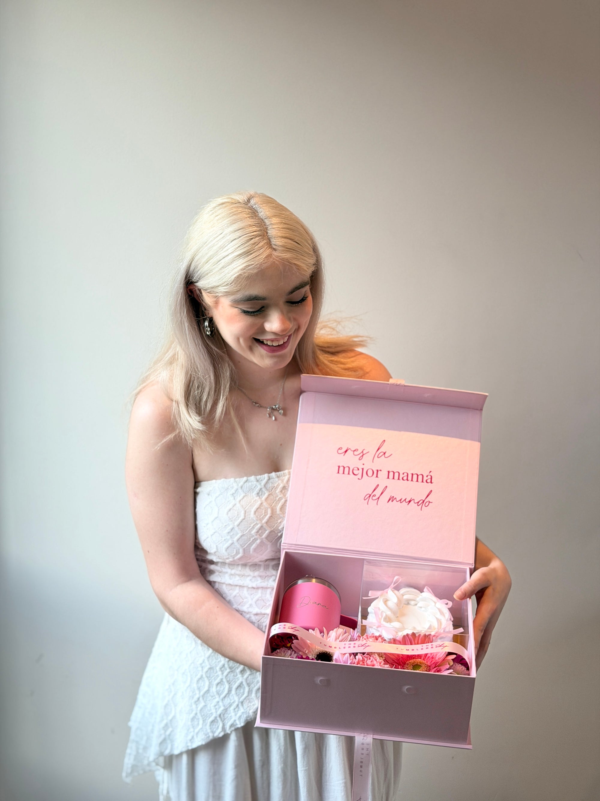 Giftbox Taza + Cake