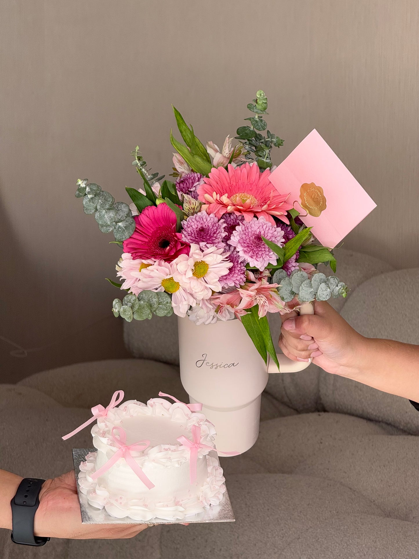 Termo con flores + mini Cake