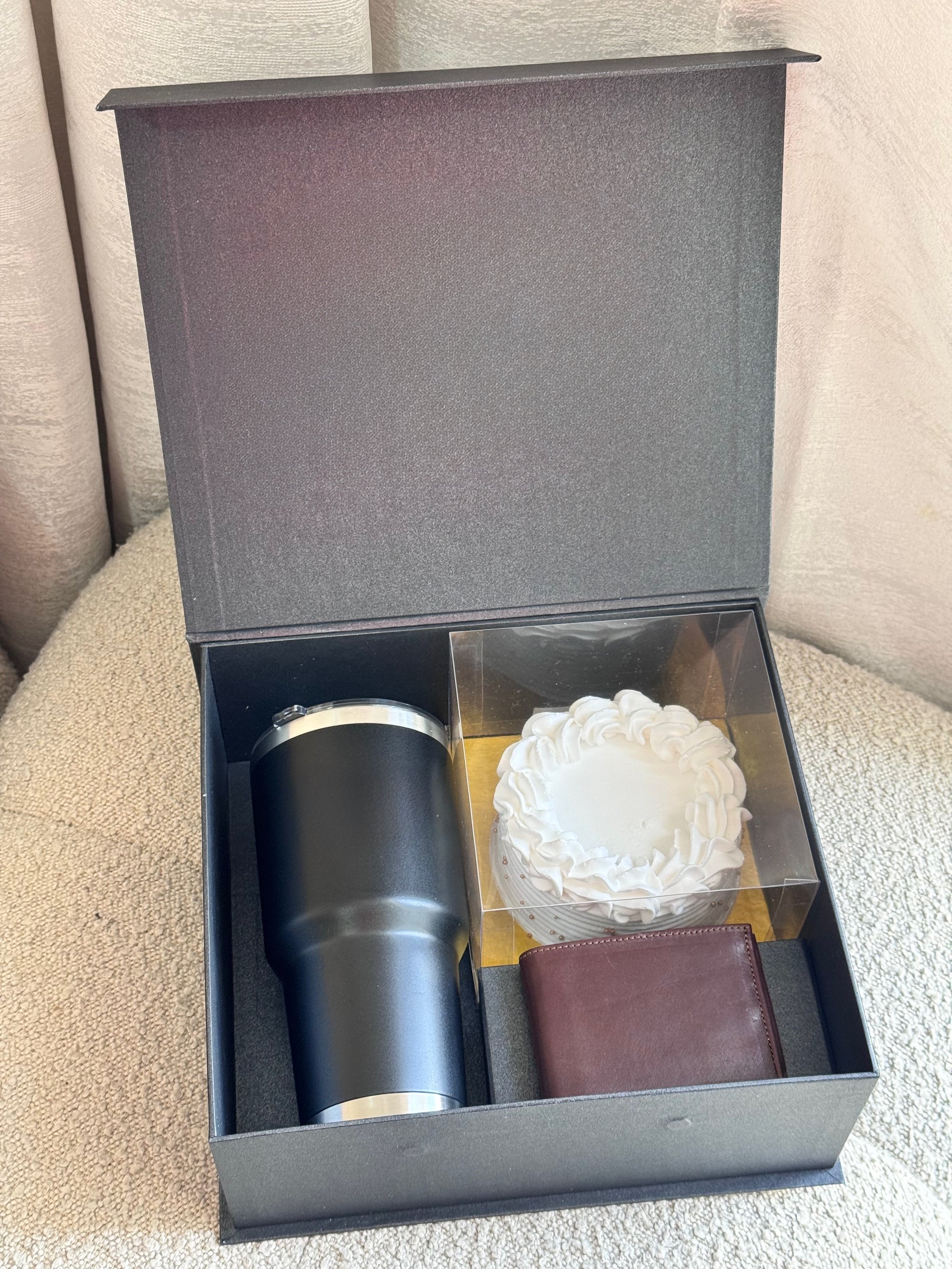 Giftbox Cake + Billetera