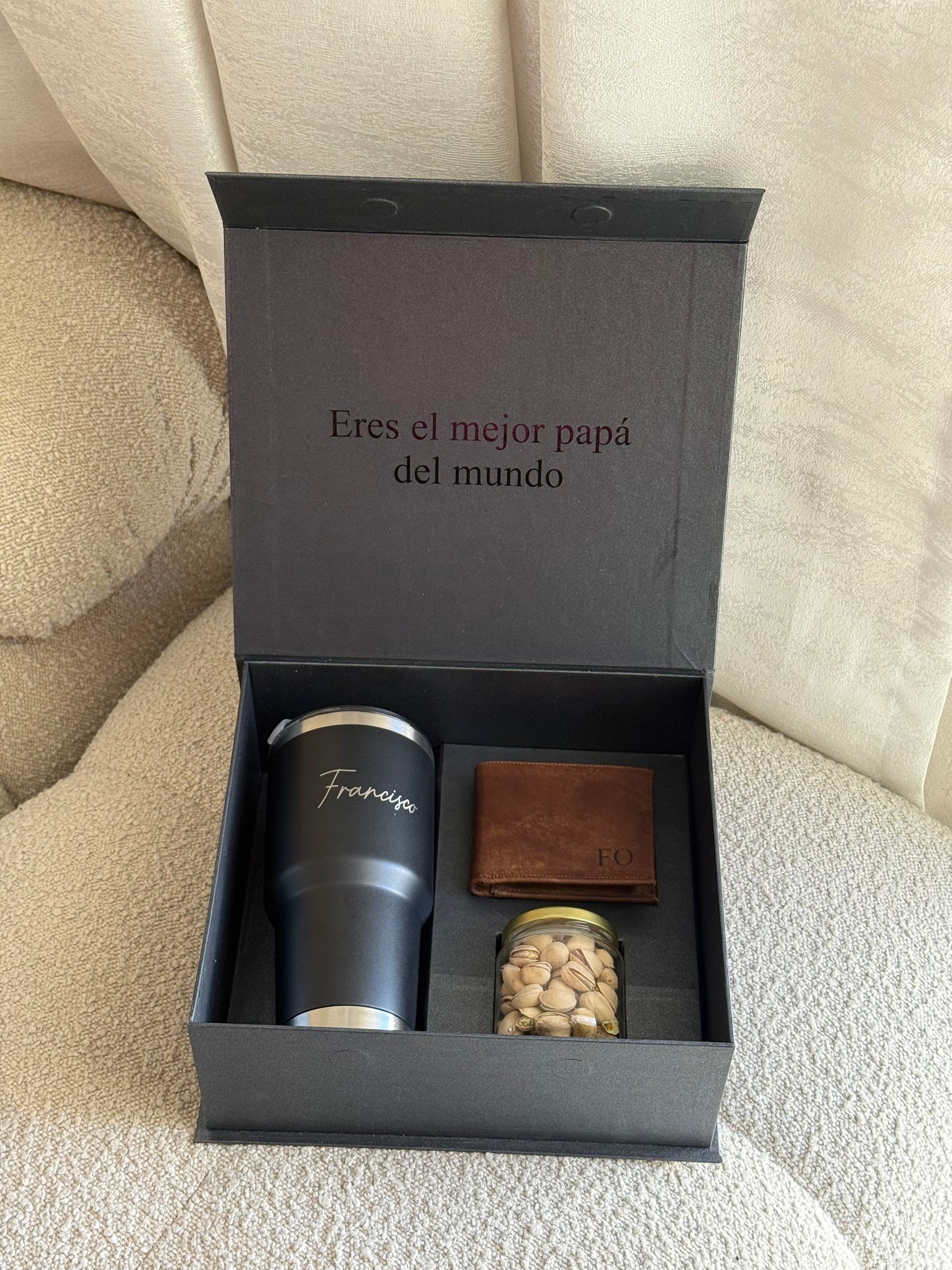 Giftbox Pistaches + Billetera
